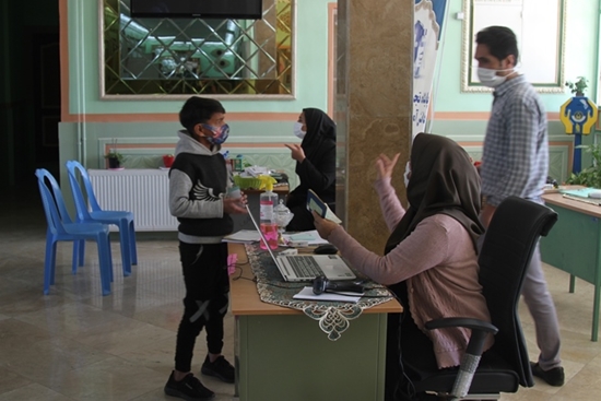 فعالیت ۱۷ مدرسه در شهرستان اسلامشهر در روز دوم برنامه واکسیناسیون خانواده محور دانش آموزان ۱۸-۱۲ سال 